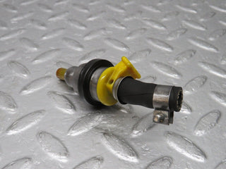 W109 fuel injector used OEM