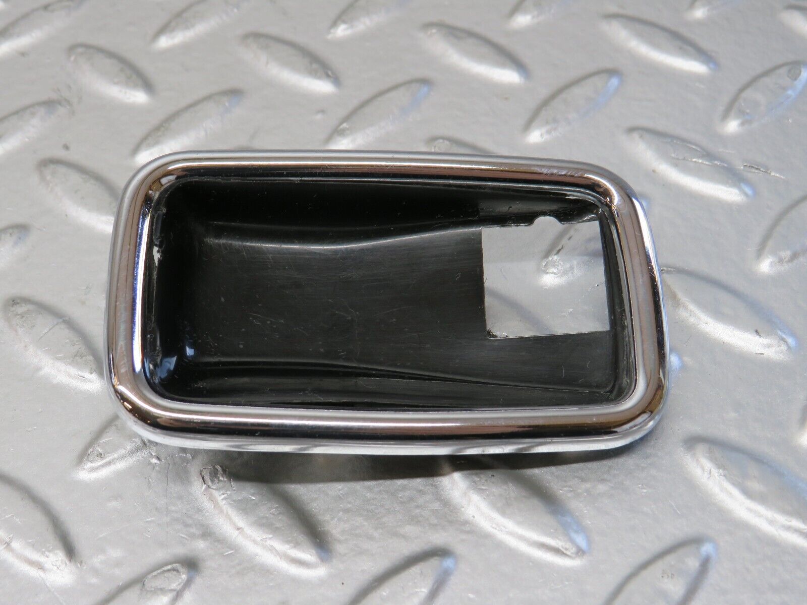 29688 Mercedes-Benz W123 230E Chrome Frame For Door Opener Left 1087660511