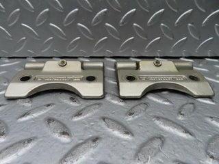 21537 Mercedes-Benz W126 300SE Door Hinges Pair 1237200037