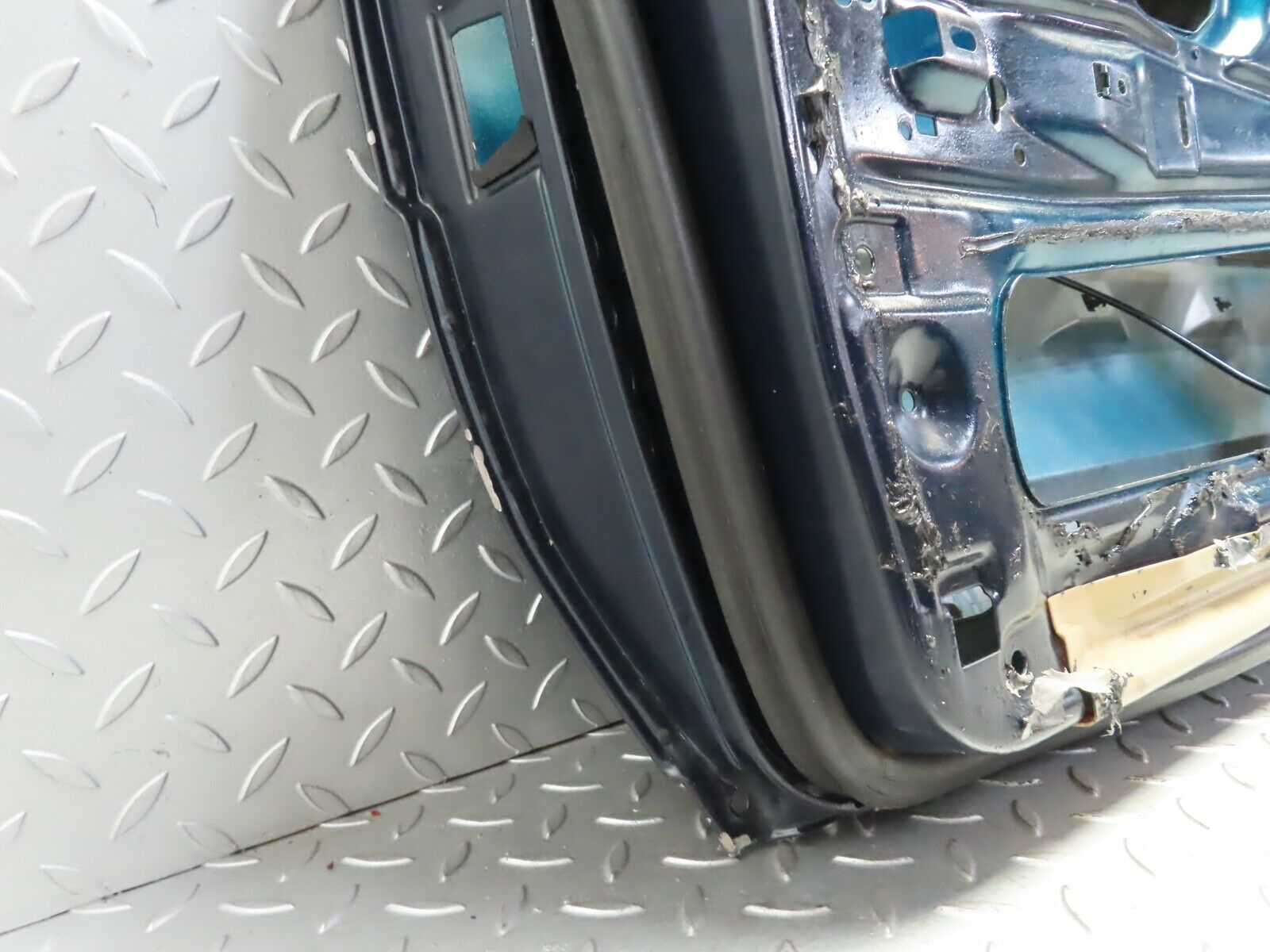 19838 Mercedes-Benz R129 300SL Coupe Left Door