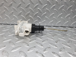 41009 Mercedes-Benz W126 300SE Front Right Door Lock Vacuum Actuator