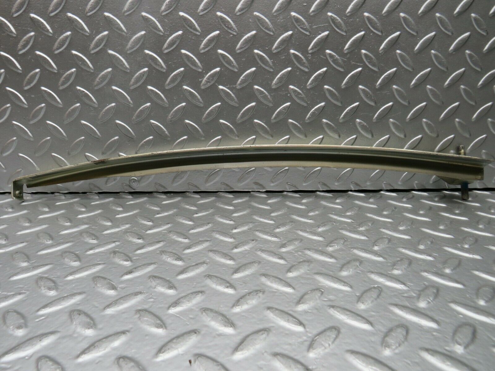 22535 Mercedes-Benz C124 E220 Coupe Left Door Window Channel