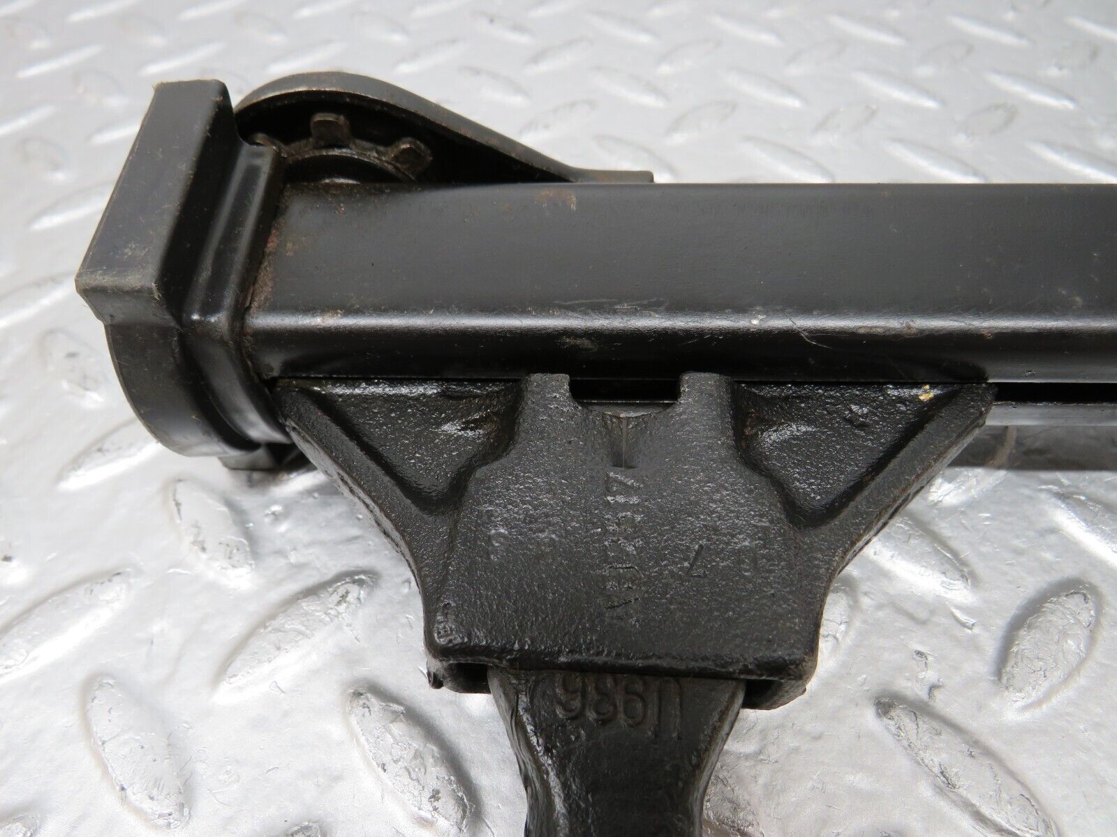 25578 Mercedes-Benz W123 200 Car Jack Bilstein 1235830215