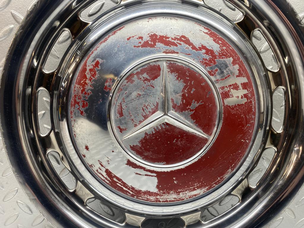3143 Mercedes-Benz W116 300D Wheel Trim Hub Cap 14