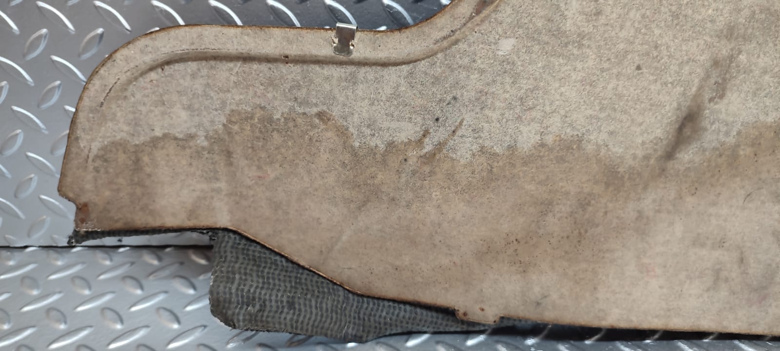 4055 Mercedes-Benz S123 200T Wagon Centre Console Carpet Left Black