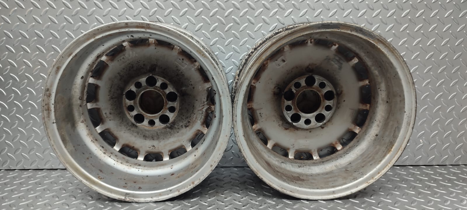 12097 Mercedes-Benz Alloy Wheel Set 6.5Jx15H2 ET49 1244001802