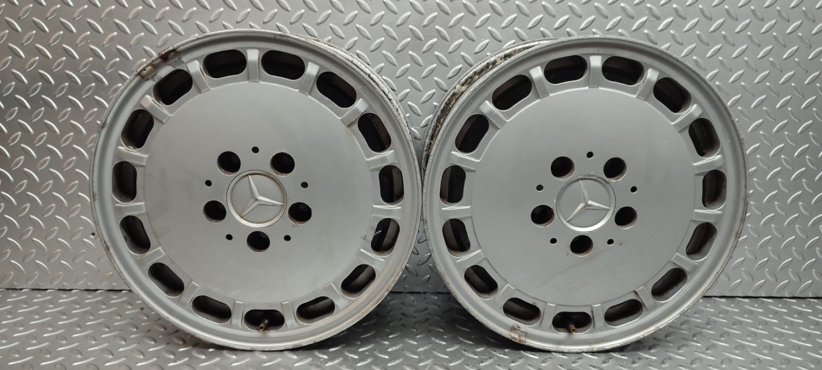 12097 Mercedes-Benz Alloy Wheel Set 6.5Jx15H2 ET49 1244001802
