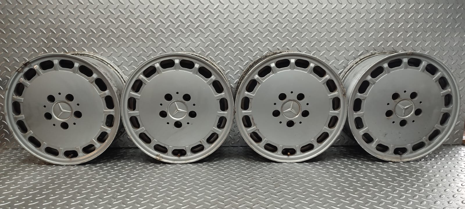 12097 Mercedes-Benz Alloy Wheel Set 6.5Jx15H2 ET49 1244001802