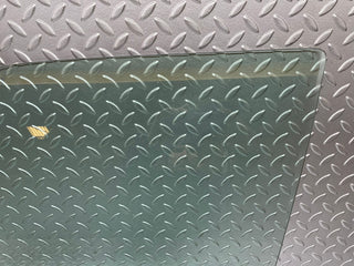 29198 Mercedes-Benz W124 230E Front Left Door Window Glass